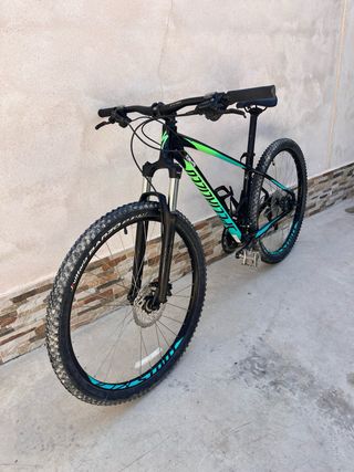 Specialized MTB Talla M Ruedas Vittoria