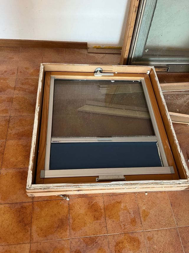 2 Velux con tende oscuranti