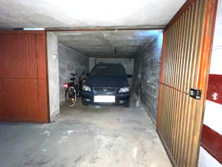 Se alquila Cochera Privada Cerca de la Caleta