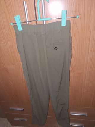 Pantalón verde oliva mujer