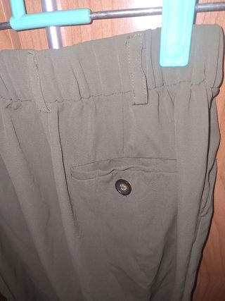 Pantalón verde oliva mujer