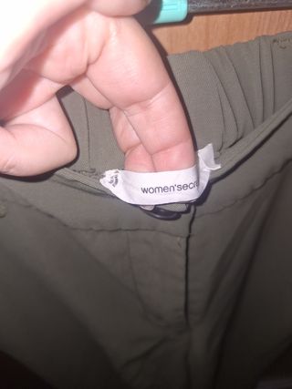 Pantalón verde oliva mujer