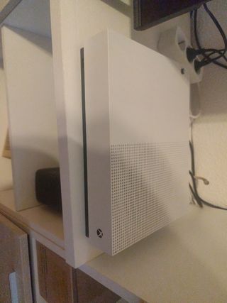 Xbox One S Blanca
