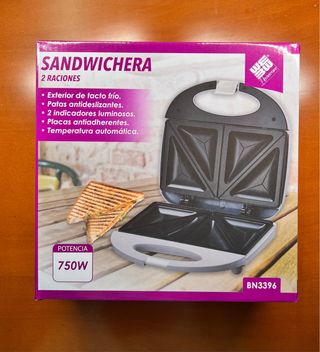 Sandwichera 750W Nueva