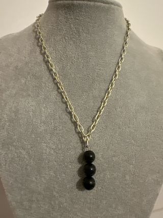 Collana alluminio e pietre tormalina nere