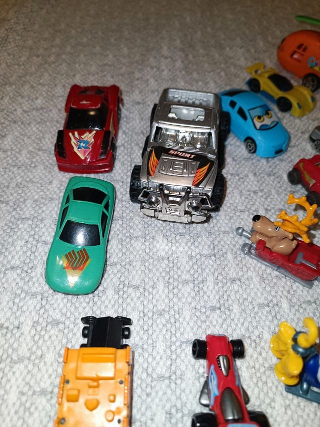 Lote de Coches y Aviones de Juguete