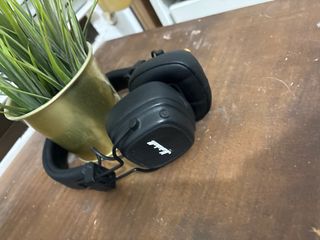 Auriculares bluetooth Marshall IV Negros
