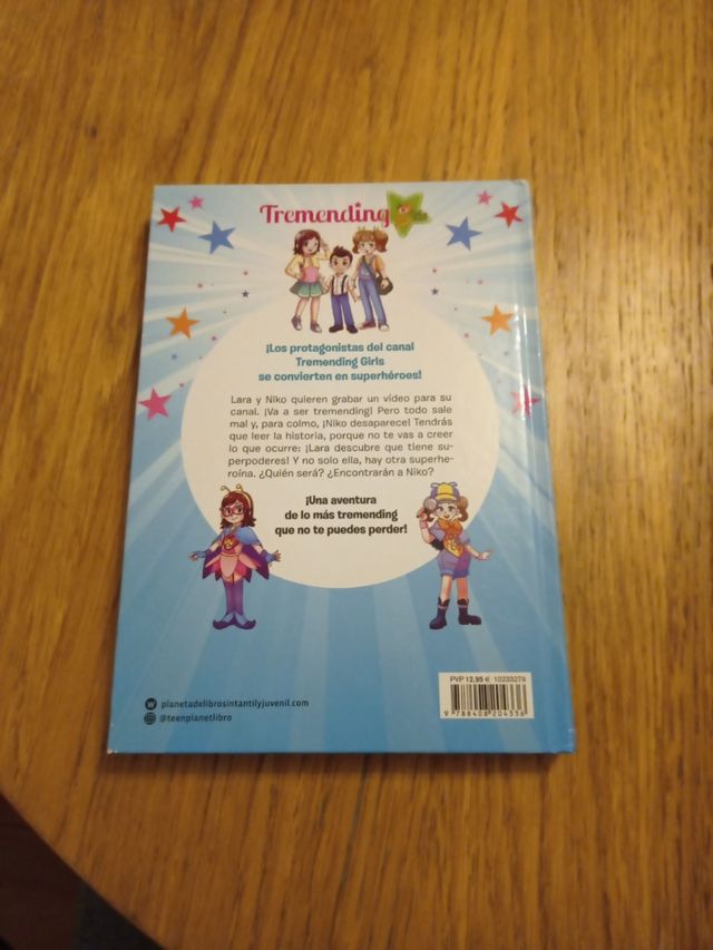 Tremending girls. Wonder Lara y la misteriosa d...
