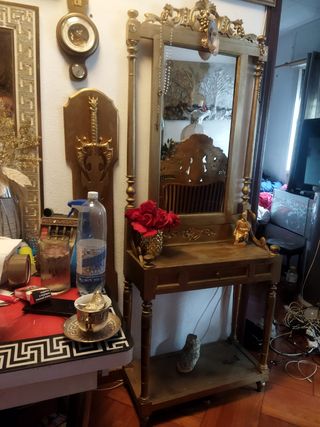 Recibidor Antiguo Madera y Metal Dorado