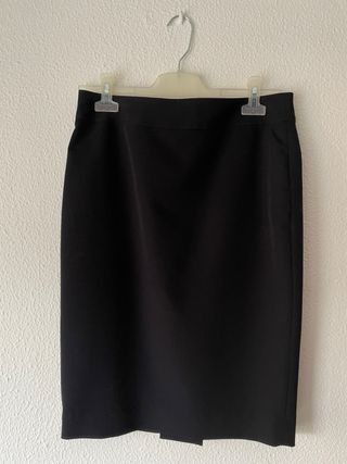Traje negro americana y falda