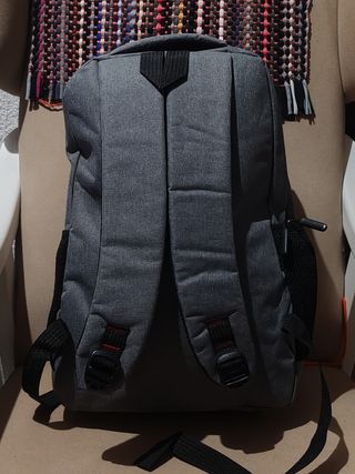 Mochila para portátil, libros y más.