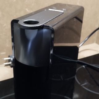 Cafetera Nespresso Krups Essenza Mini XN110 Negro