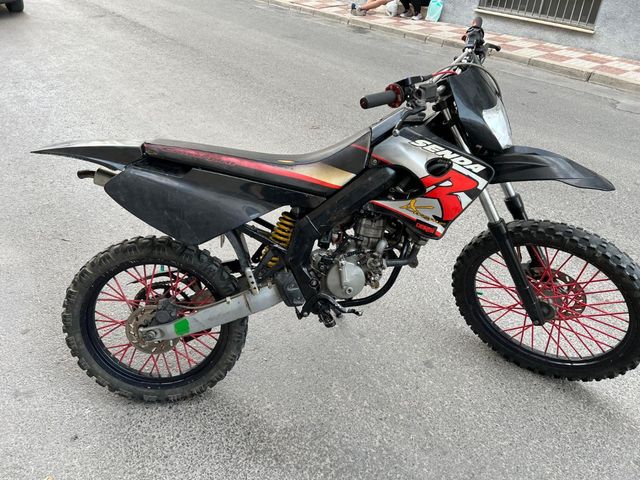 Derbi senda r xtrem del 2002