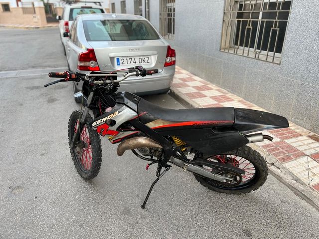 Derbi senda r xtrem del 2002
