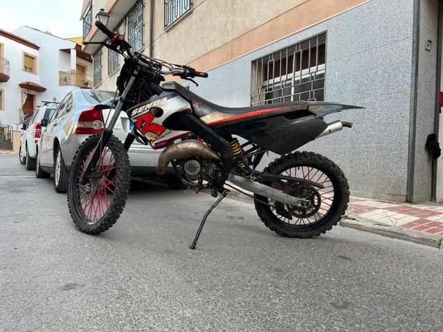 Derbi senda r xtrem del 2002