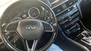 Infiniti Q30 2016