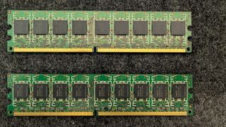 Pack 2x1 GB Memoria RAM DDR2