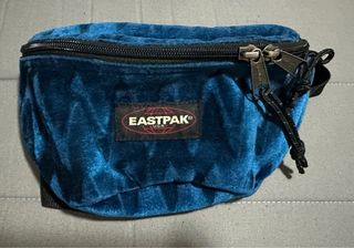 Riñonera Eastpak Terciopelo Azul