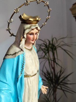 Virgen La Milagrosa de Olot
