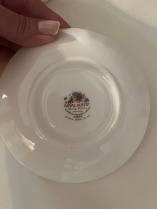 Tazza Royal Albert Agosto Bone China