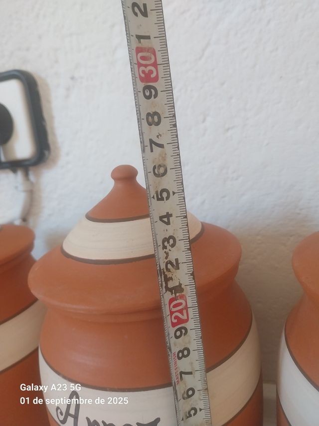 Botes de cocina de barro artesanía