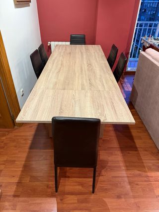 Conjunto Muebles Salón, Vitrina y Mesa