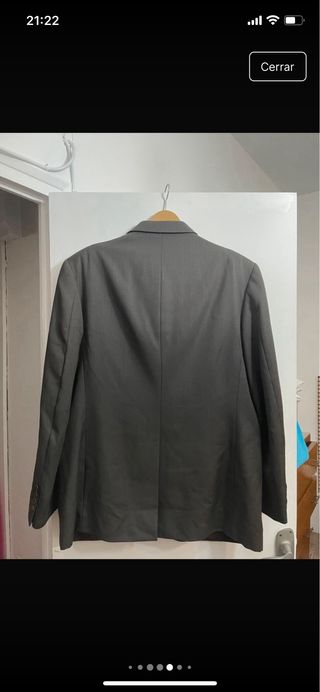 Traje de chaqueta, chaleco y pantalón