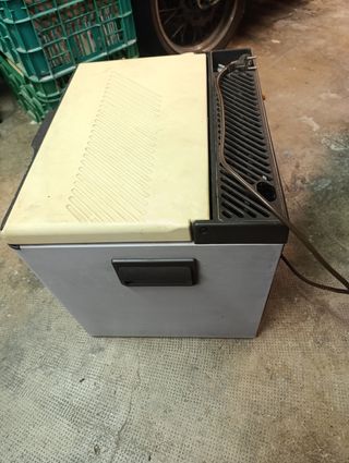 Nevera Electrolux Camping/ Camper 12V/220V/Gas