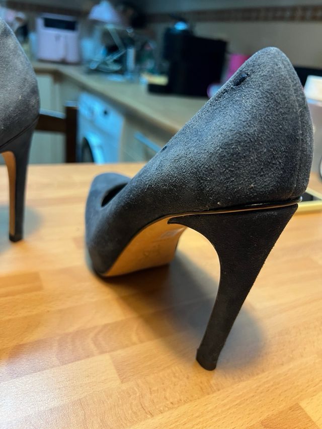 Tacones Calvin Klein Grises Talla 37