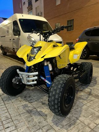 Suzuki LTZ 400 
