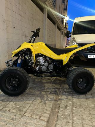 Suzuki LTZ 400 