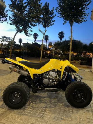 Suzuki LTZ 400 