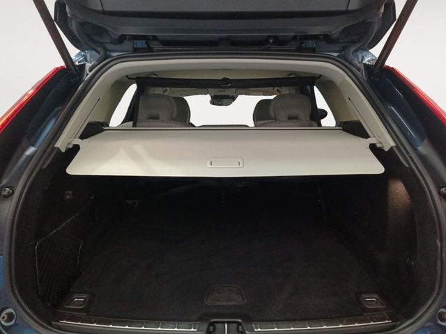 Volvo XC60 Business Plus 2WD