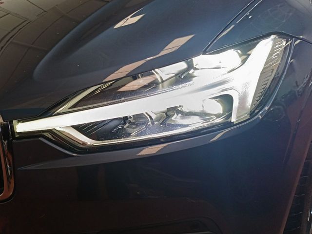 Volvo XC60 Business Plus 2WD