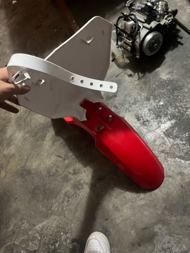 Careta y guardabarros CRF/CR