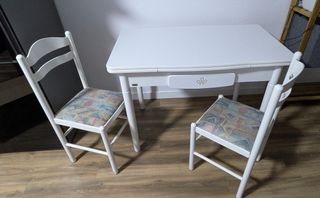 NO DISPONIBLE. Mesa de cocina extensible blanca