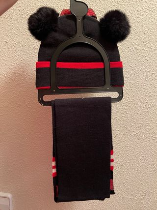 Conjunto Minnie Mouse Gorro y Bufanda