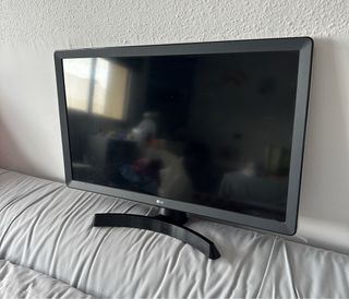 TV LG Smart TV 24 como nueva