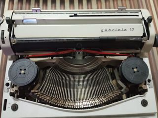 Triumph Gabriele 10 Máquina de Escribir