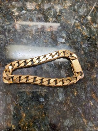 Pulsera de eslabones dorada