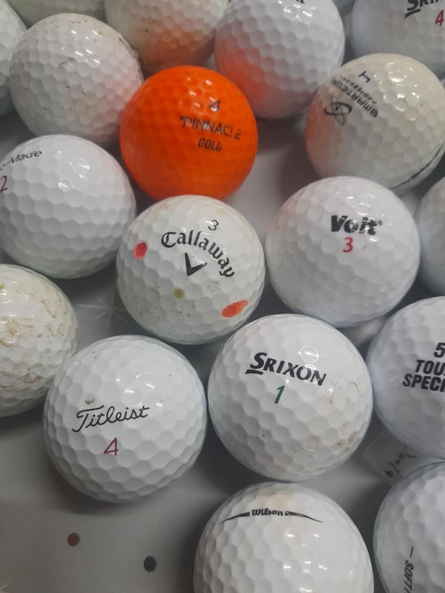 Lote de Pelotas de Golf Variadas