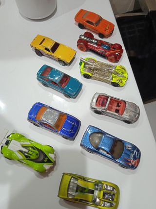 Un sacco di auto d'epoca Hot Wheels 