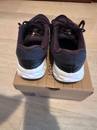 Zapatillas Nike Revolution  6 NN Talla 39