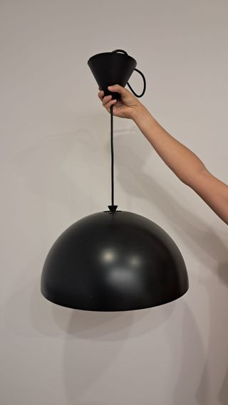 Lámpara de techo negra de metal