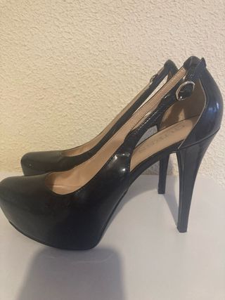 Tacones Guess Negros Talla 37/38