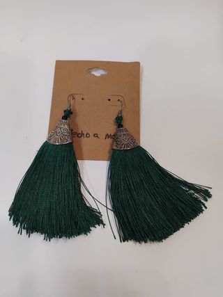 Pendientes largos flecos verdes y plata