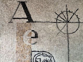 Mural mosaico del artista zamorano Luis Quico