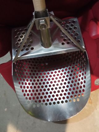 Escoop para detector de metales