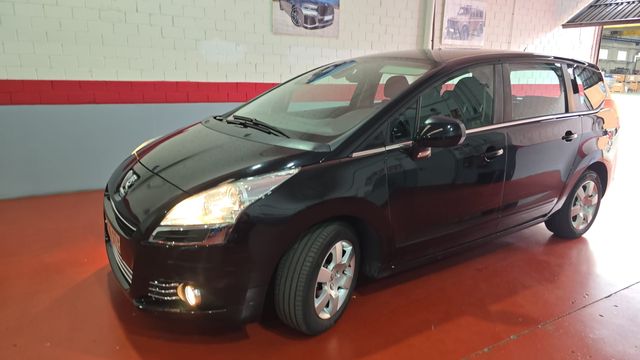 Peugeot 5008 2010