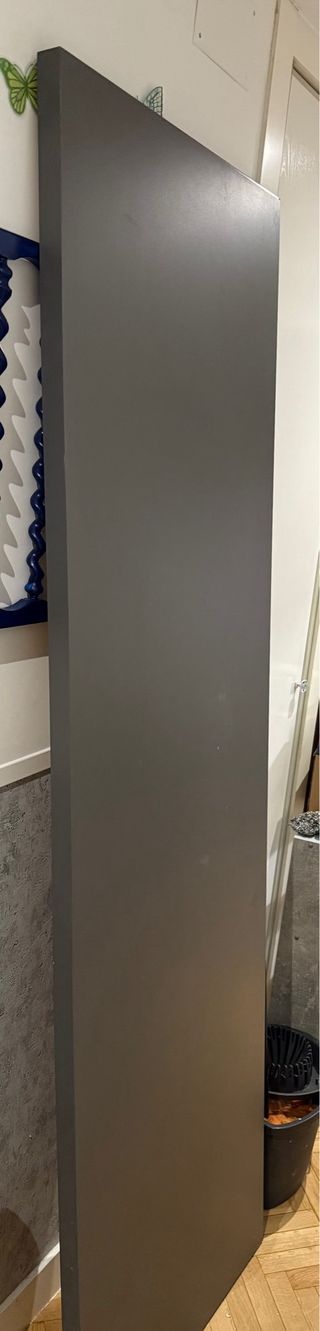 Tabla de escritorio gris madera